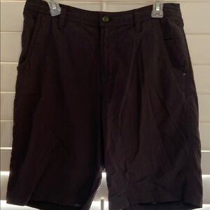 Men's  Lululemon Black Casual Shorts Size 32
ITEM #19